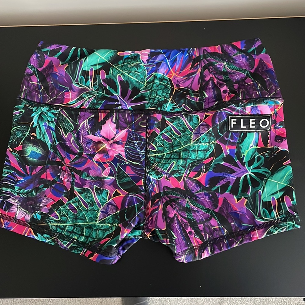 Fleo shorts